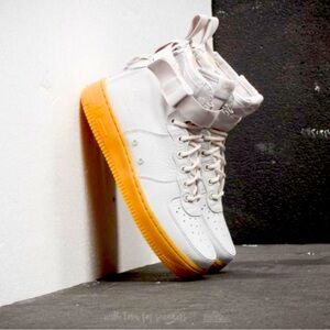 Nike Air SF AF1 Mids